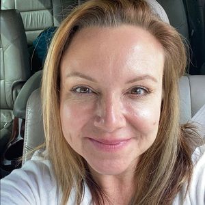 Meet your Posher, Christy